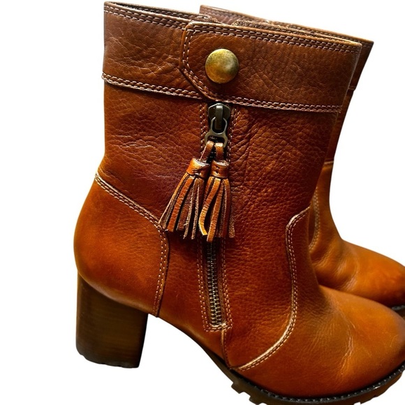 Johnston & Murphy Vivica Zip Boot- Leather Ankle Boots- Size 8M - Picture 7 of 13